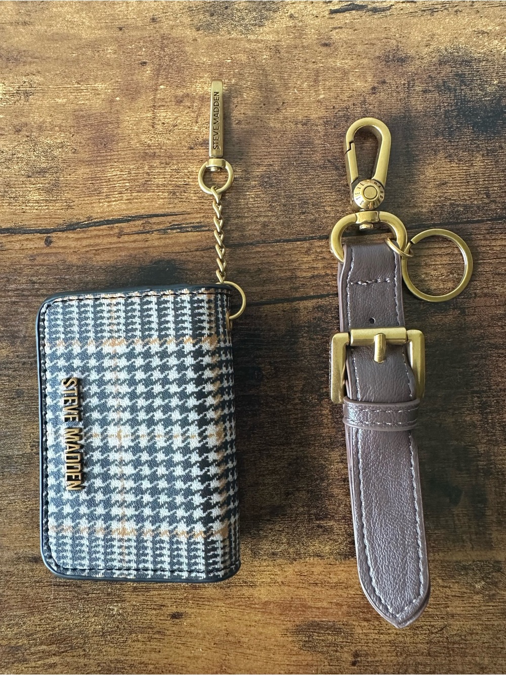 Steve Madden Black Houndstooth Card Holder with Faux Leather Brown Strap NWOT - Picture 4 of 6